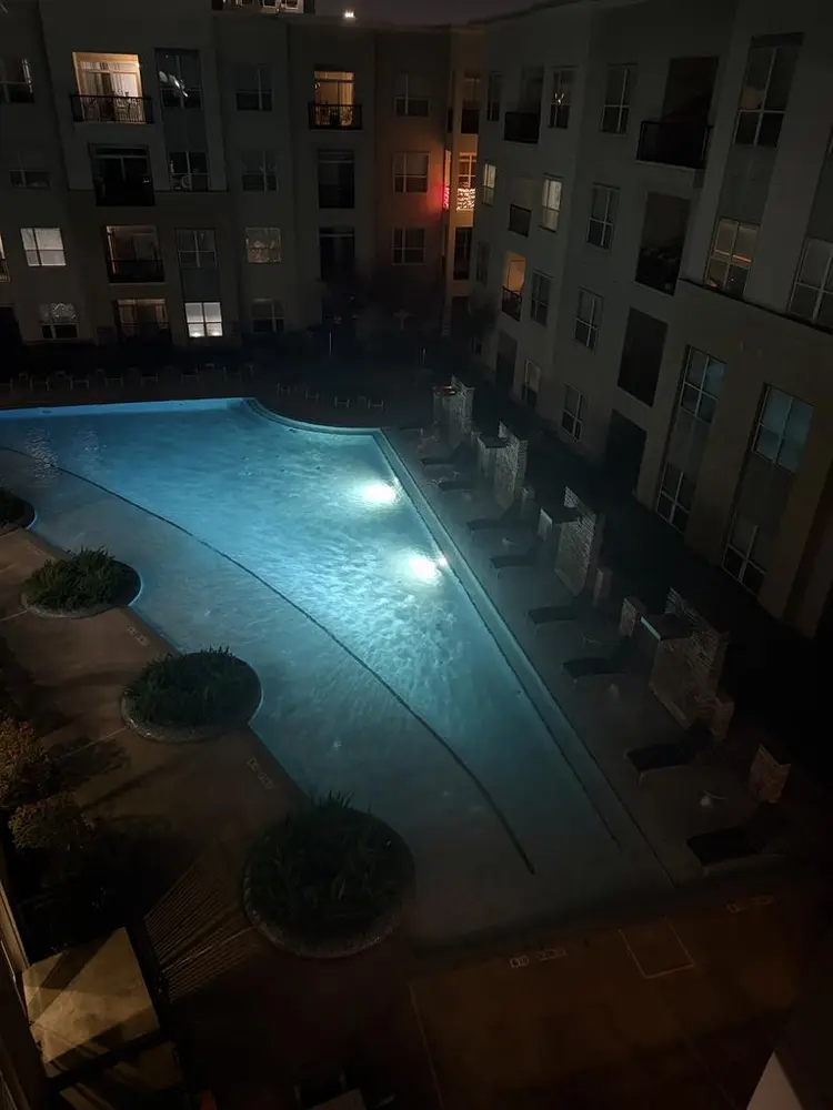 1 bedroom in a luxury apartment