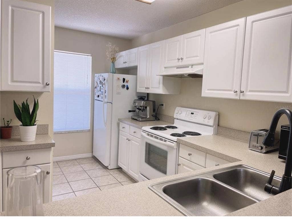 Fully Furnished Condo