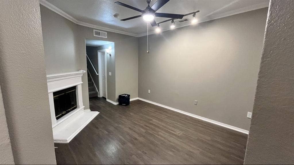 Female shared accommodation for