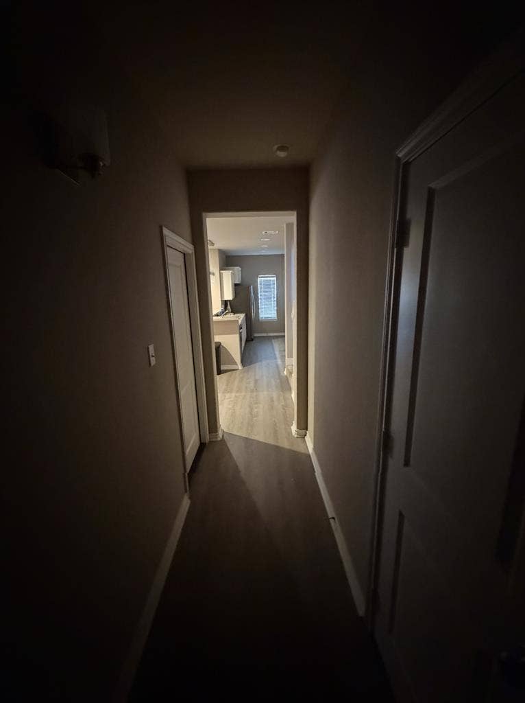 Sublease - $/mo -FREE UTILITIES