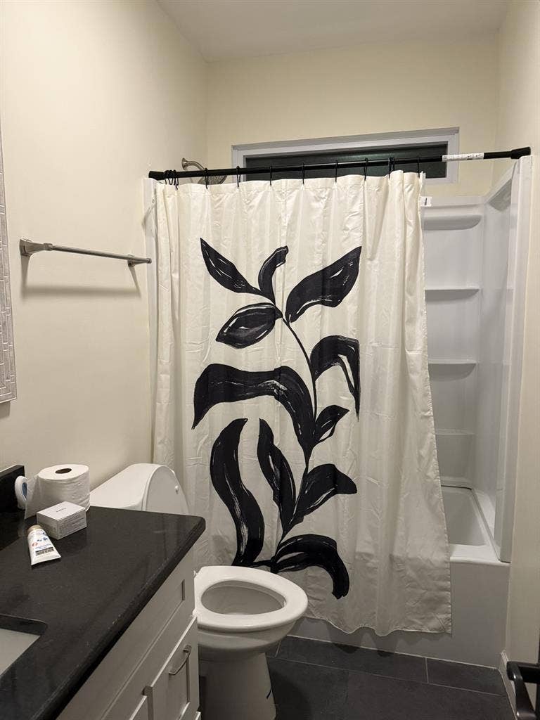 Furnished room| 5 min to DTWN