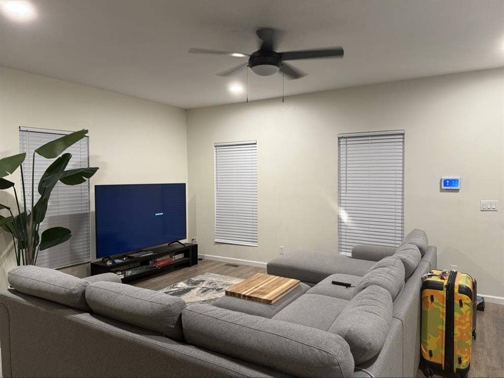 Furnished room| 5 min to DTWN