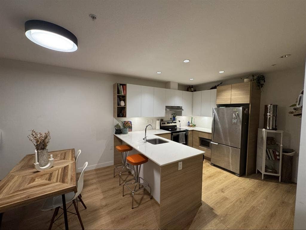 Cozy home in EastVan close 2 hikes