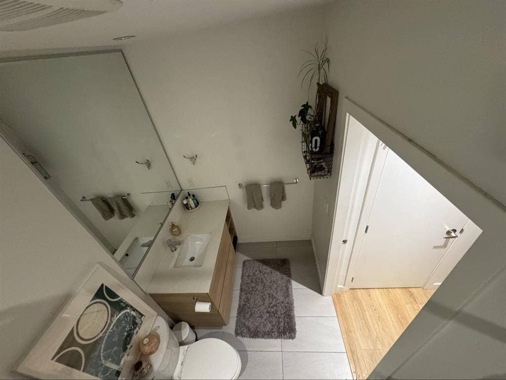 Cozy home in EastVan close 2 hikes