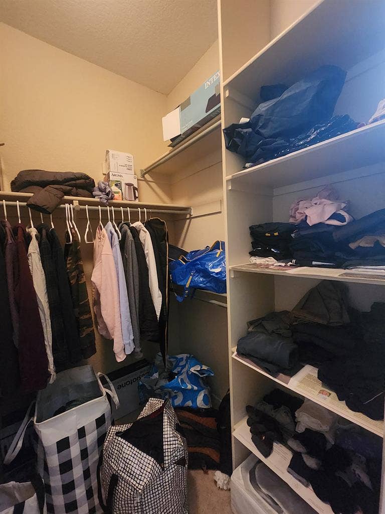 Roommate Wanted Private Room inB