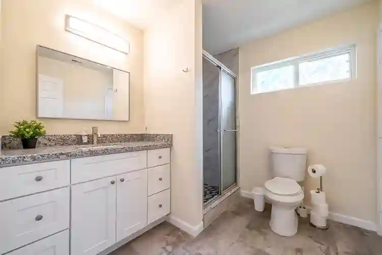 1 BR in Houston