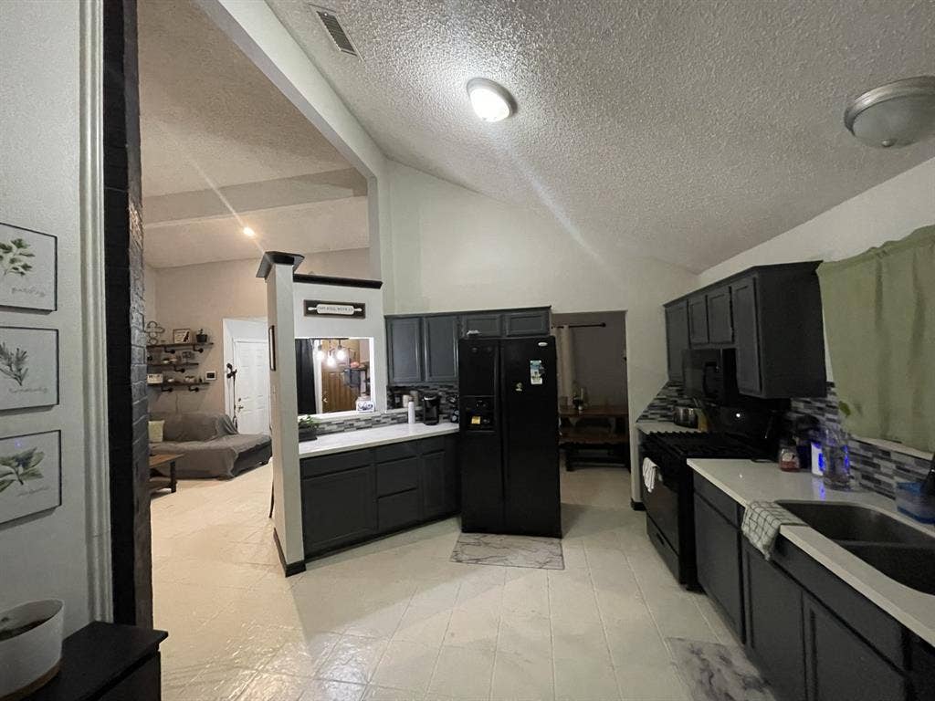 Room & Bathroom for Female Roomate