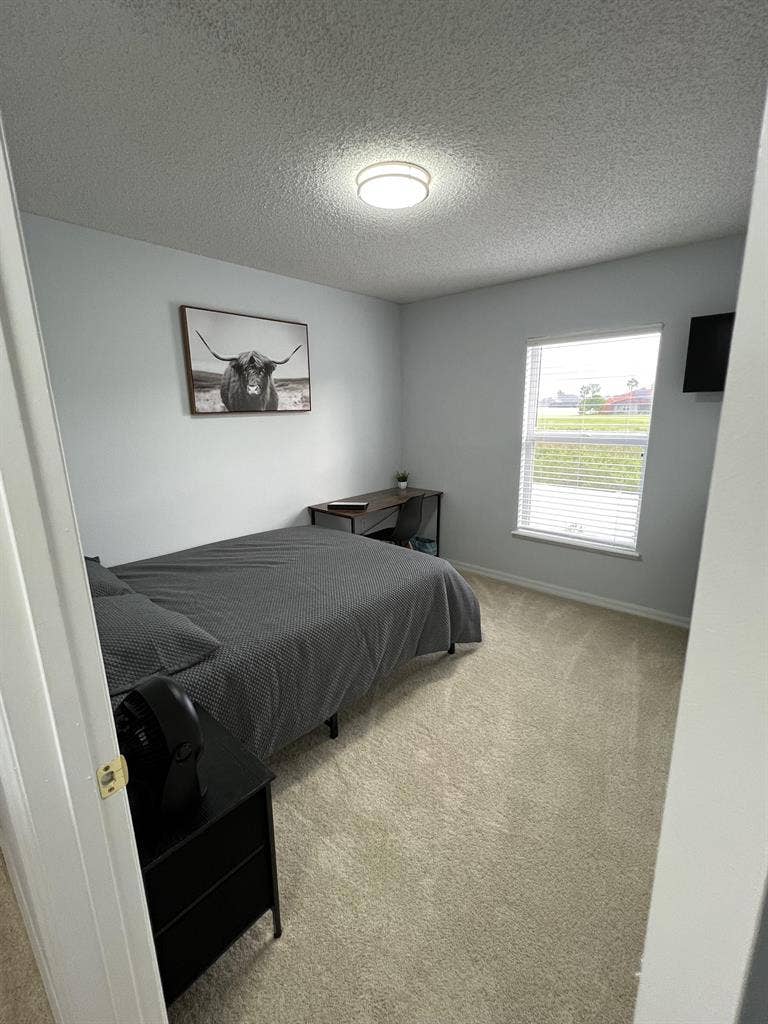 7 BR in Davenport