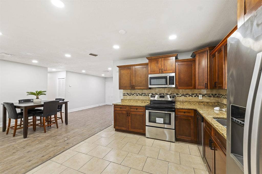 5 BR in Tampa