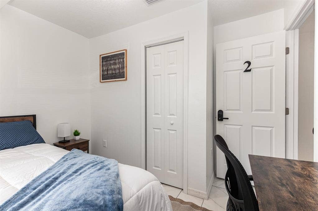 7 BR in Orlando