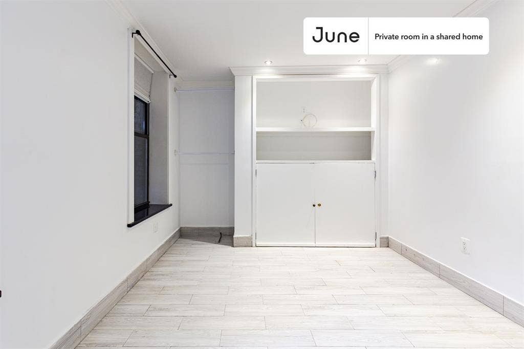 4 BR in New York City