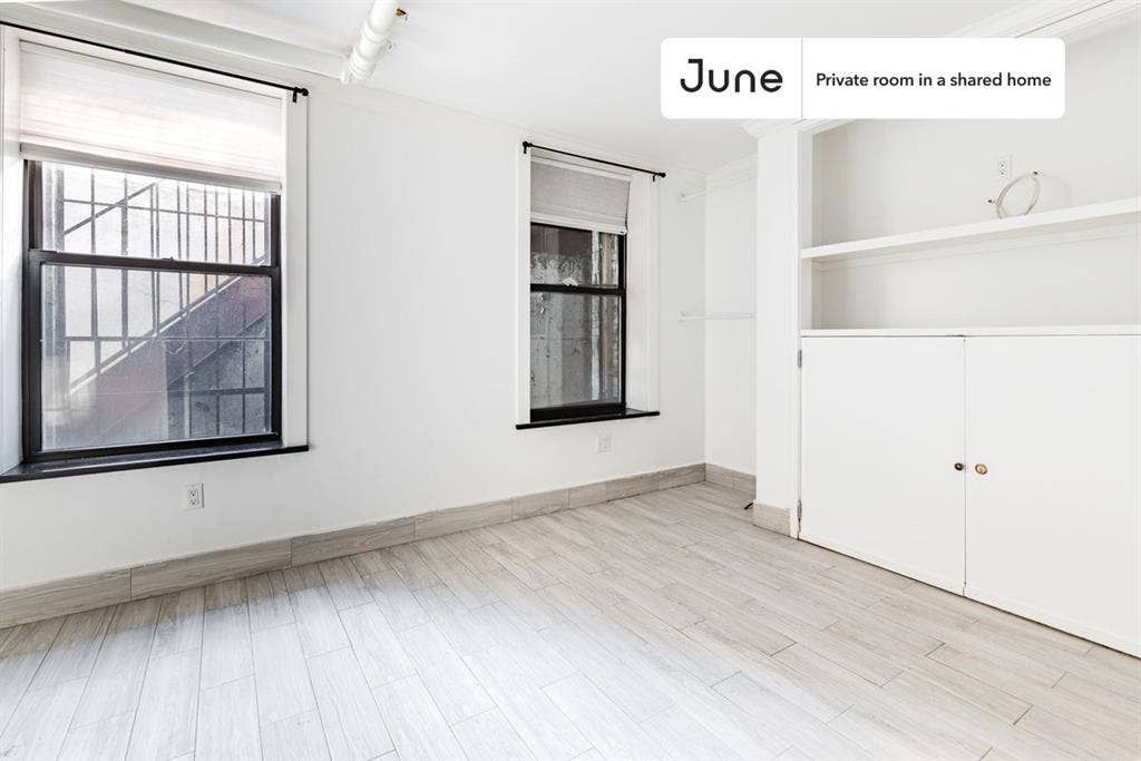 4 BR in New York City