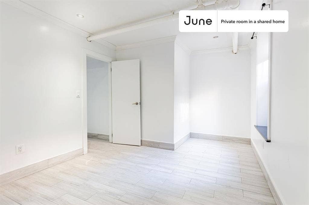 4 BR in New York City