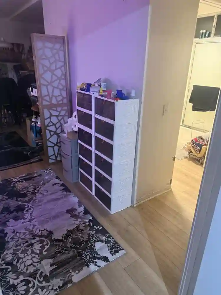 Room for rent in East Hollywood