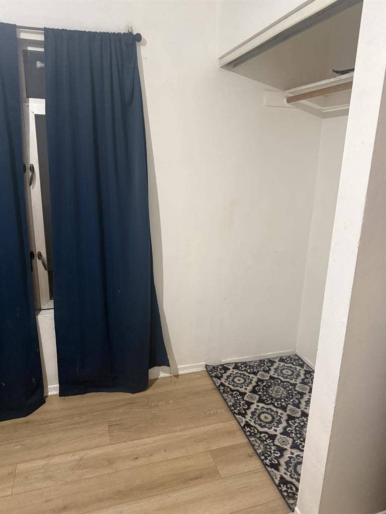Room for rent in East Hollywood