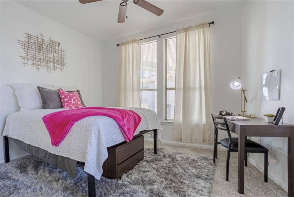 Private Bedroom $/
month: FEMALE