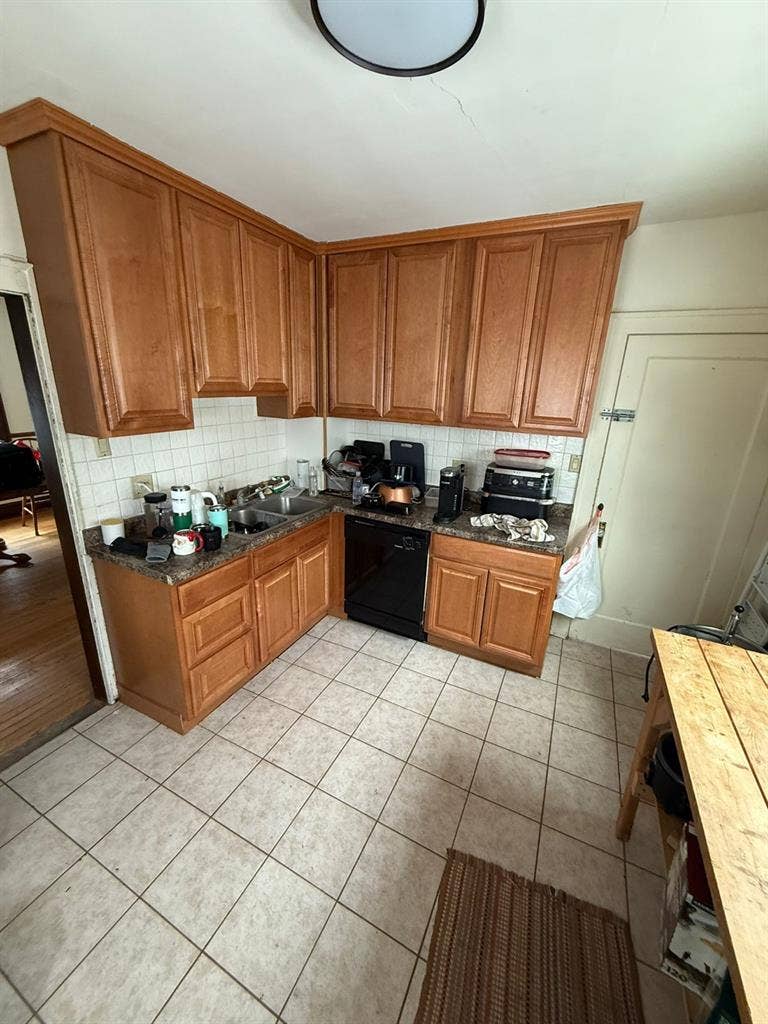 Large room next to Camp Rendall