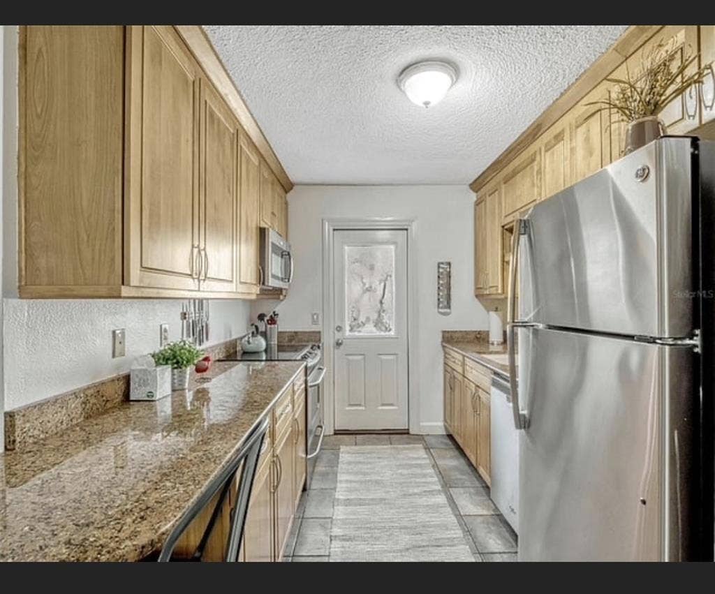 Private Furnished Room