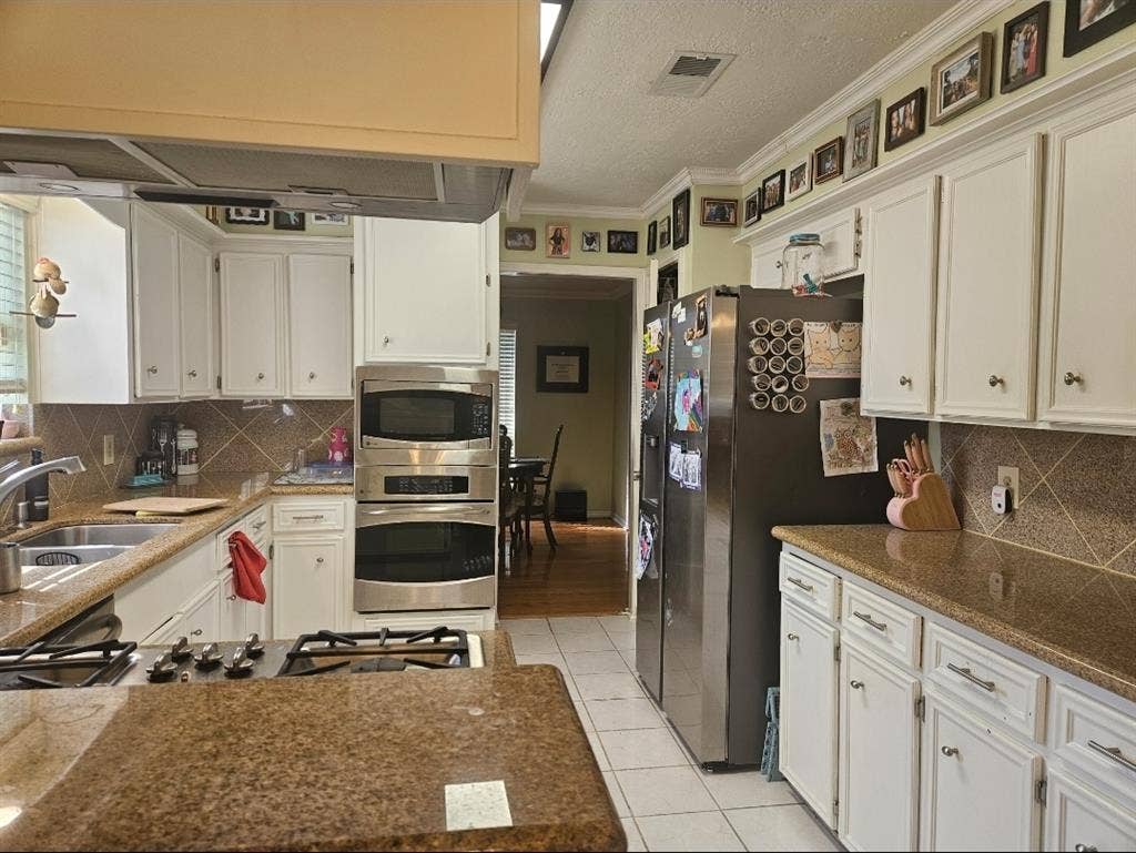 Single Family Home in Kleinwood