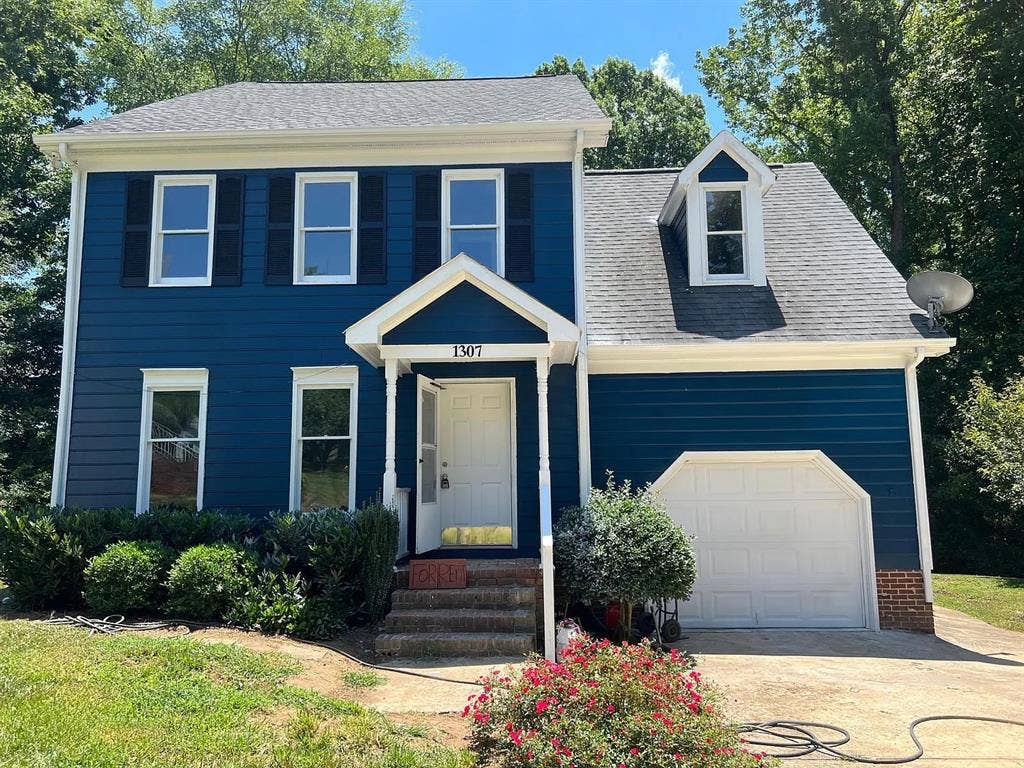 3 BR in Charlotte
