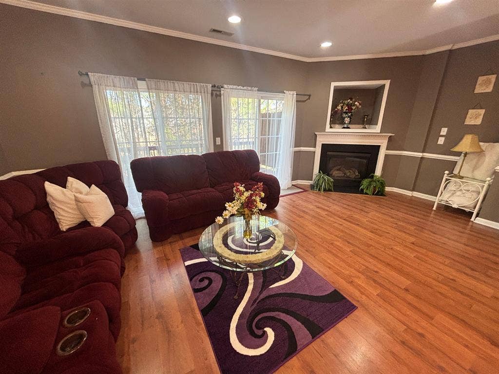 4 BR in Cary
