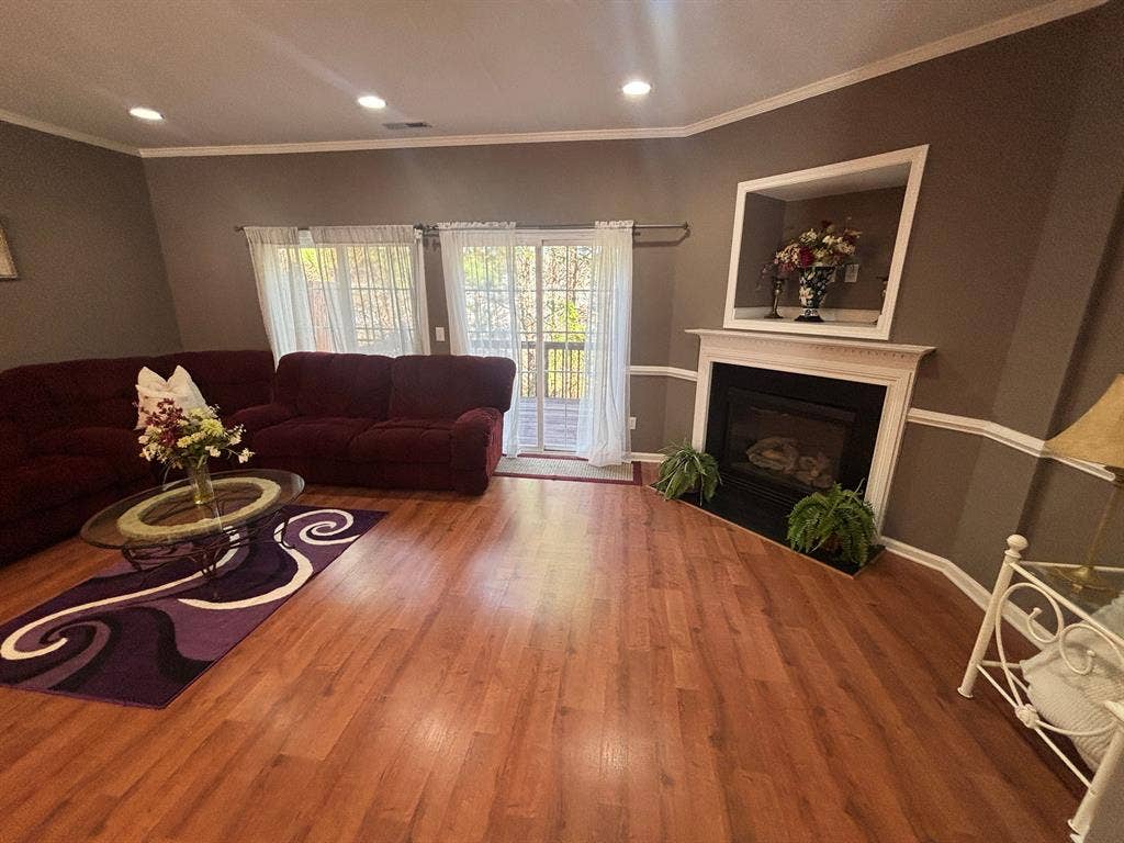 4 BR in Cary