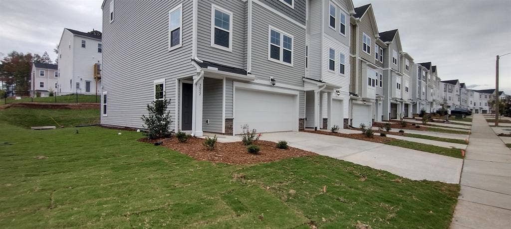 4 BR in Durham