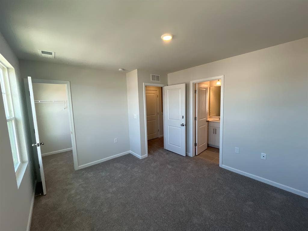 3 BR in Raleigh