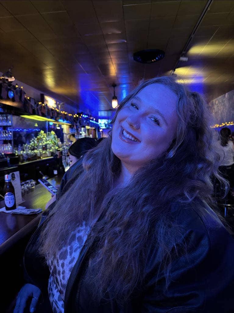 Loyola students looking for roomie