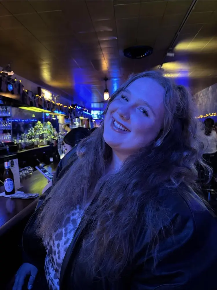 Loyola students looking for roomie