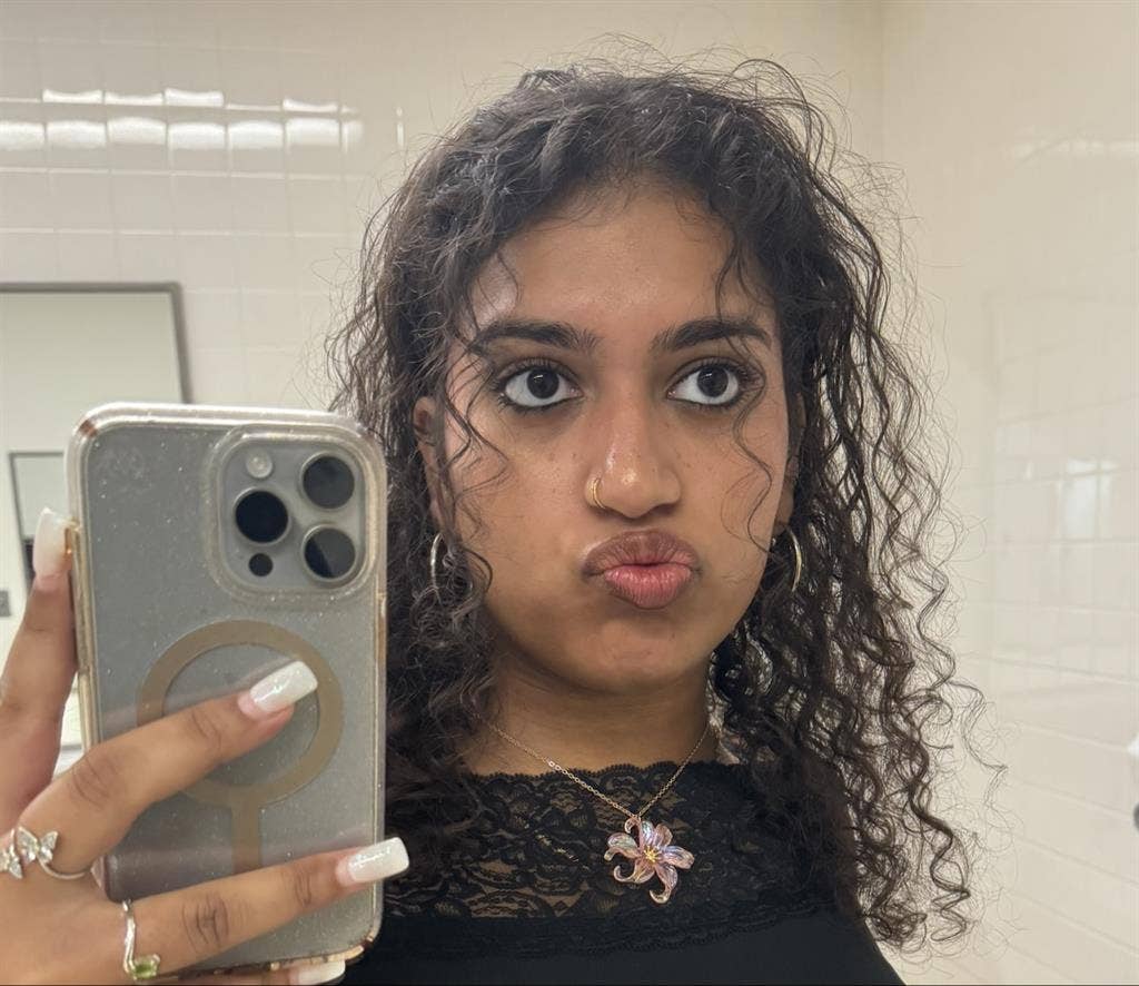 Loyola students looking for roomie