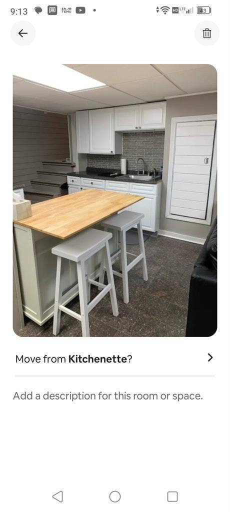 Quiet Spacious Room w Kitchen