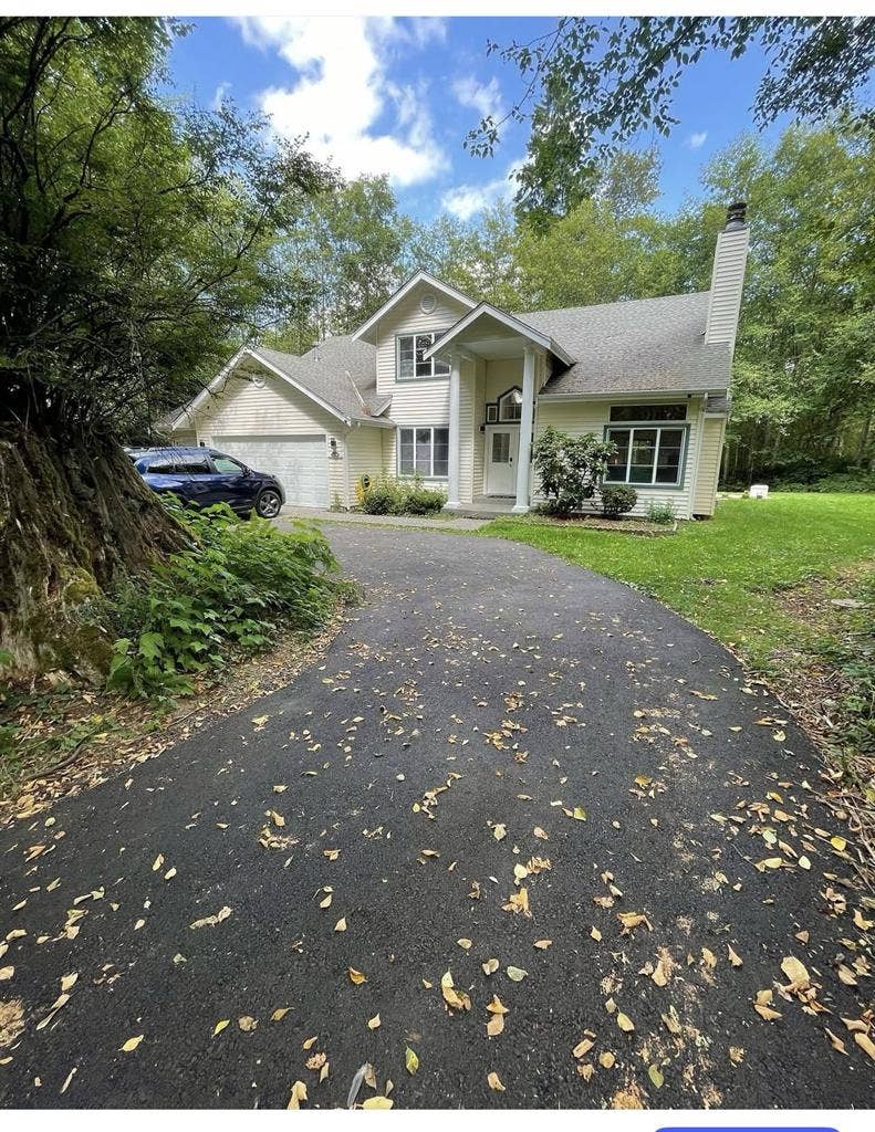 Secluded home on acreage near MC