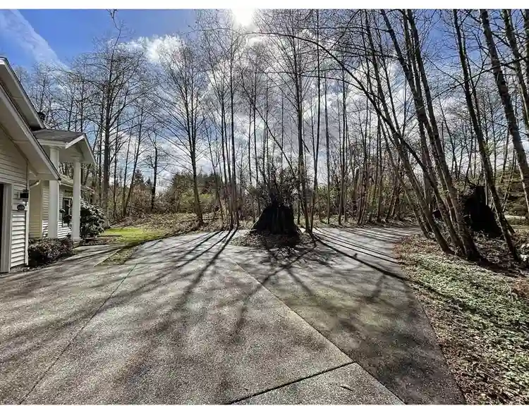 Secluded home on acreage near MC