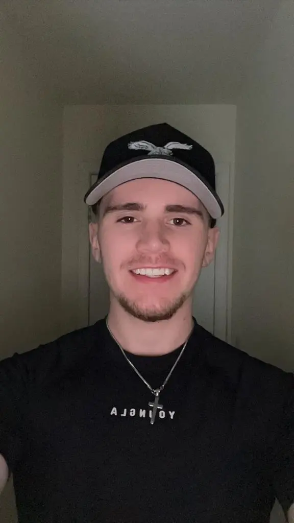 Looking for Roomates