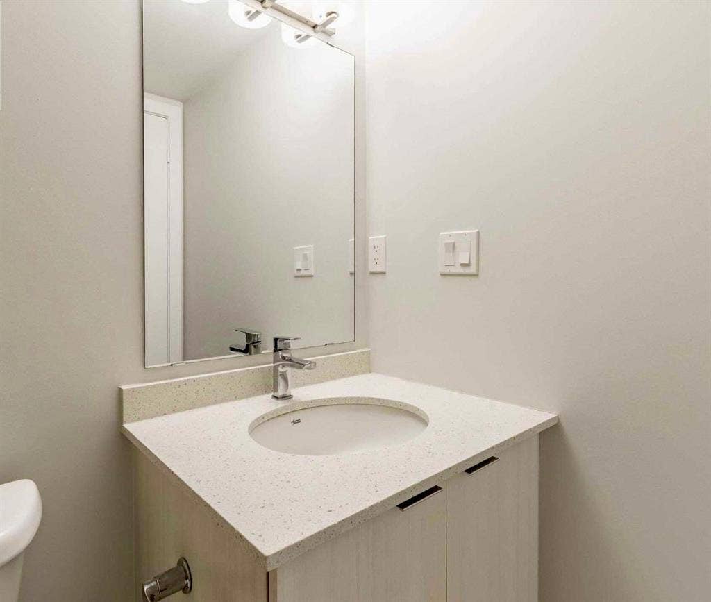 3 bedroom & den for rent - Brampton