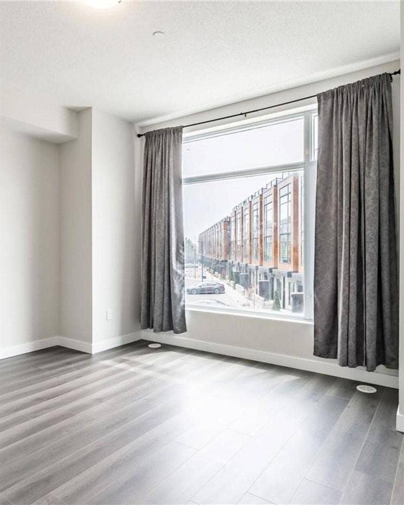 3 bedroom & den for rent - Brampton