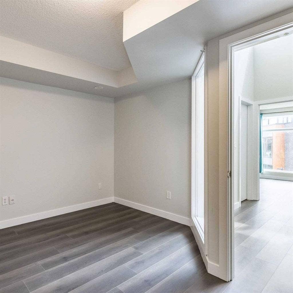 3 bedroom & den for rent - Brampton