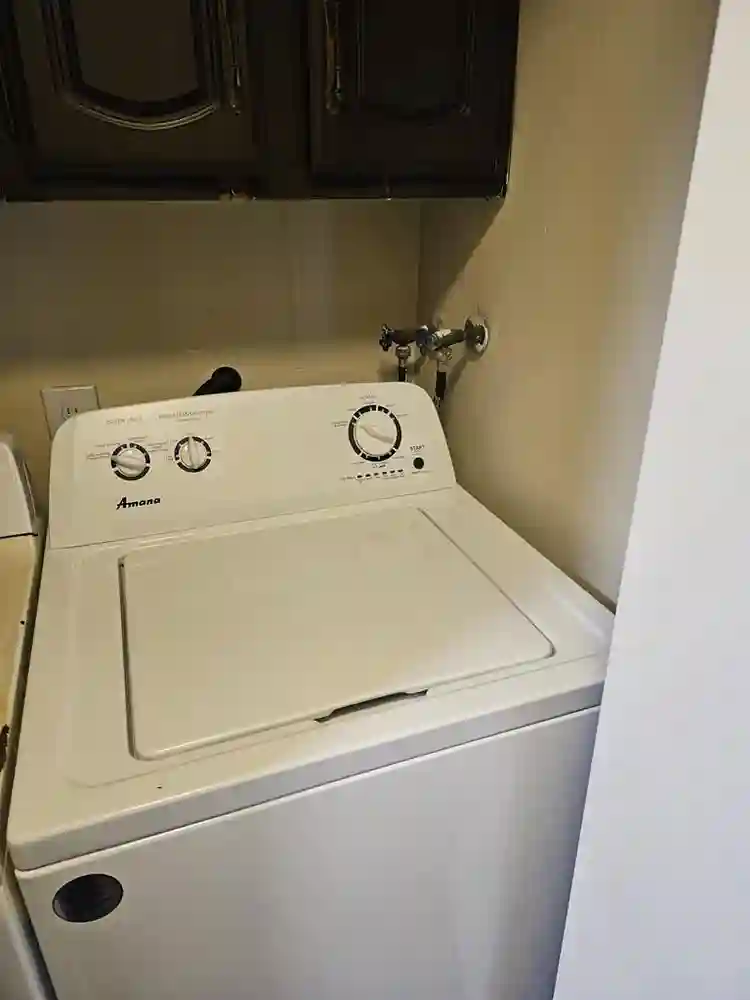 Private room and pvt bath