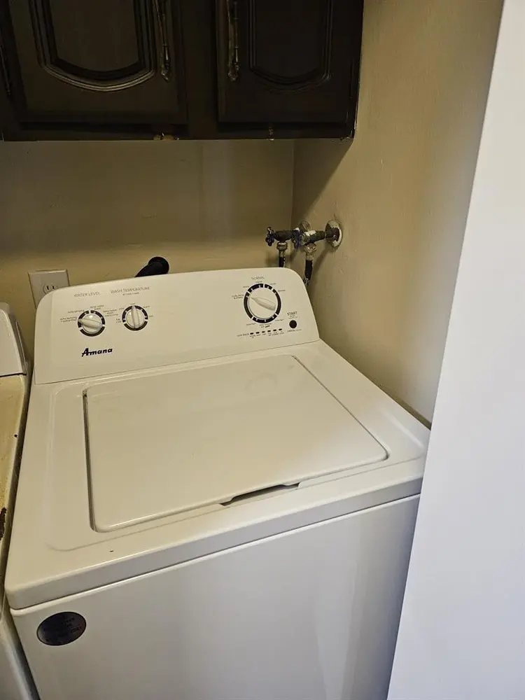 Private room and pvt bath