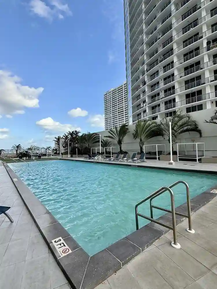 Room for Rent - Edgewater