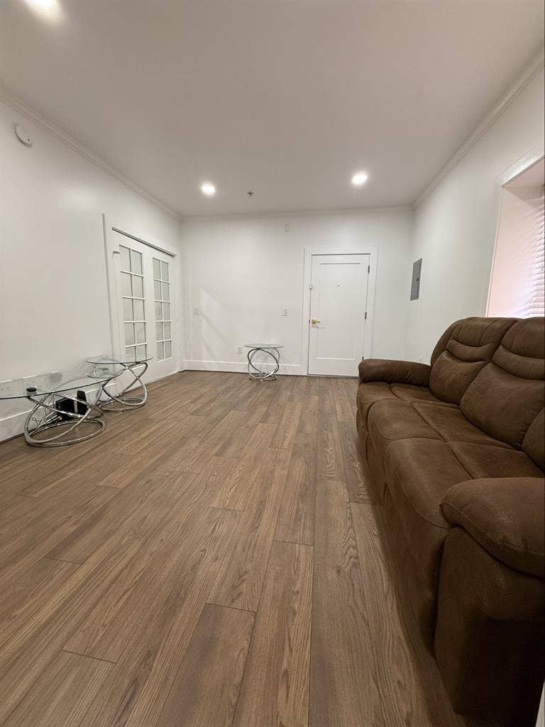 Beautiful 1-Bedroom Sublease