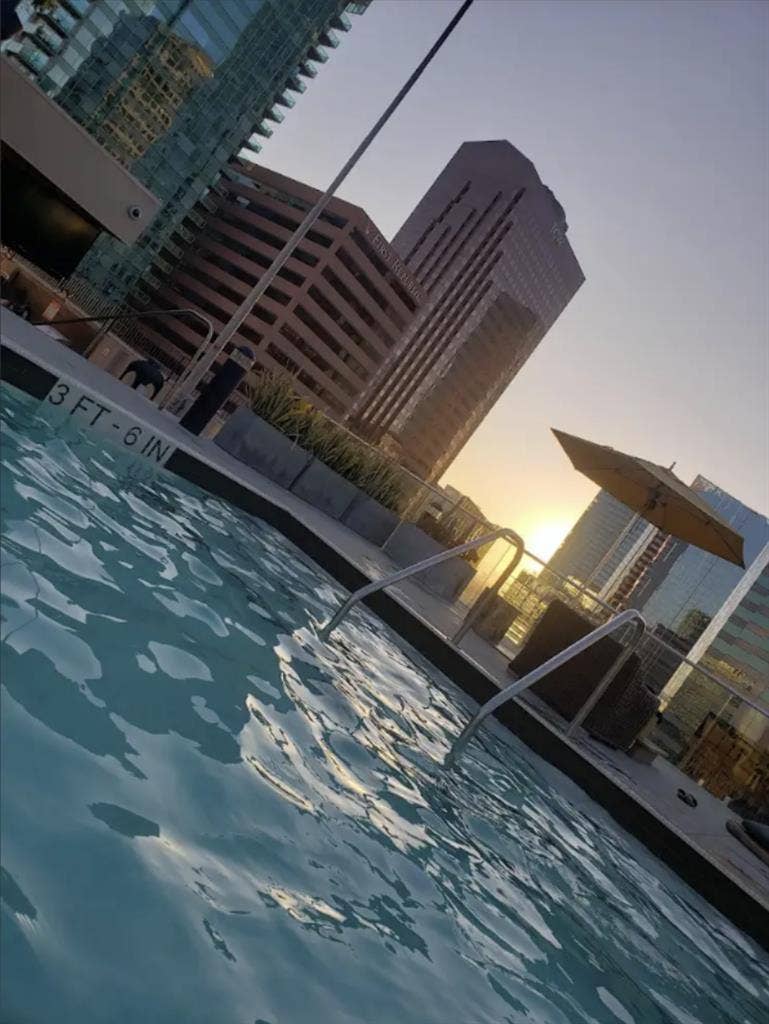 Furnished Studio in DTLA