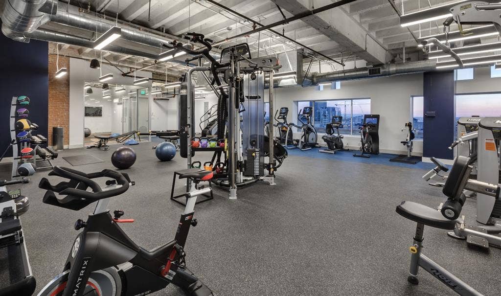 Furnished Studio in DTLA