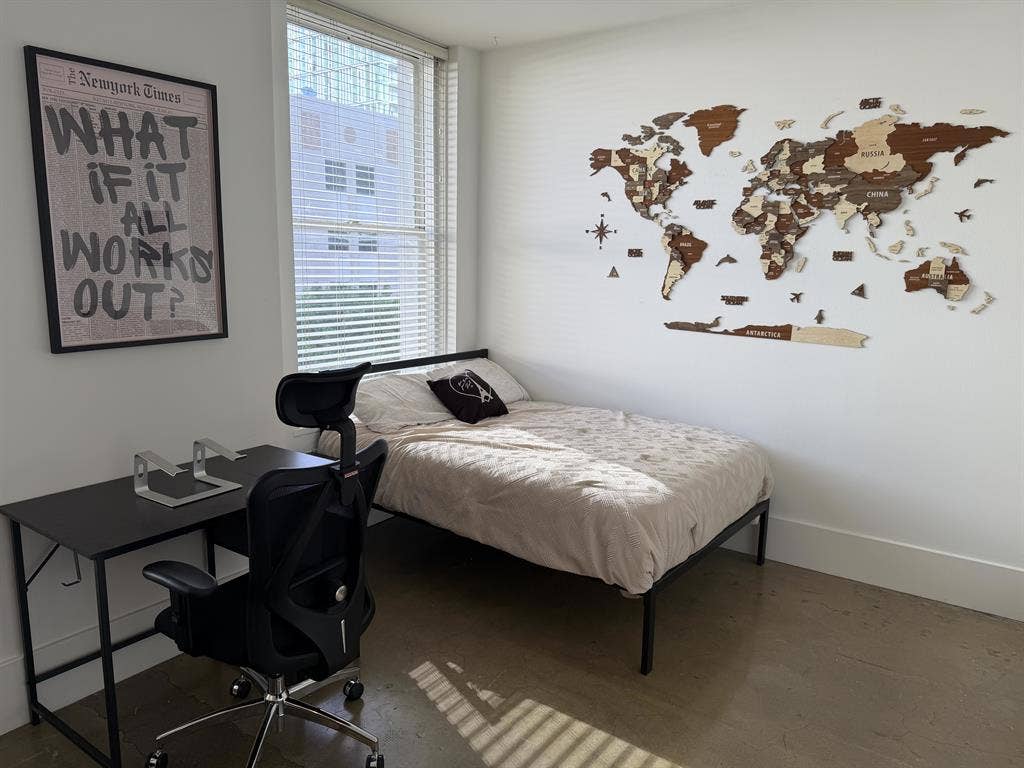 Furnished Studio in DTLA