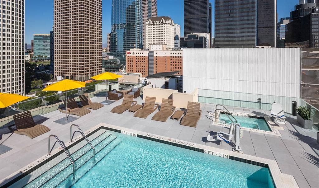 Furnished Studio in DTLA