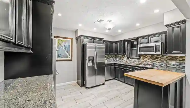 8 BR in Houston