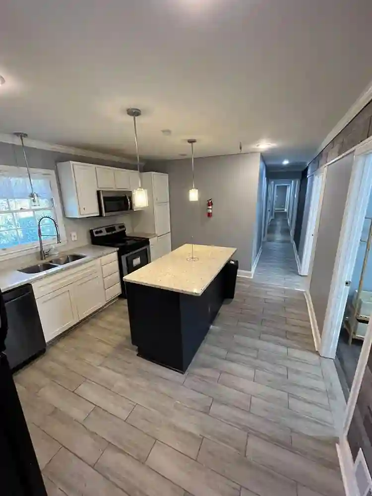 12 BR in Decatur