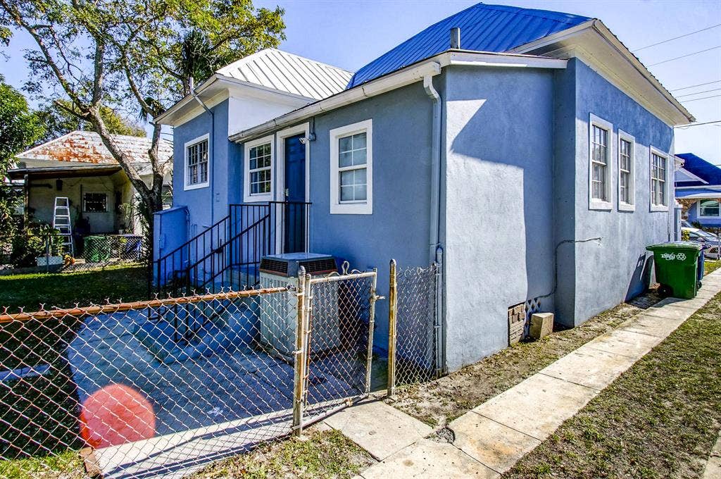 3 BR in Tampa
