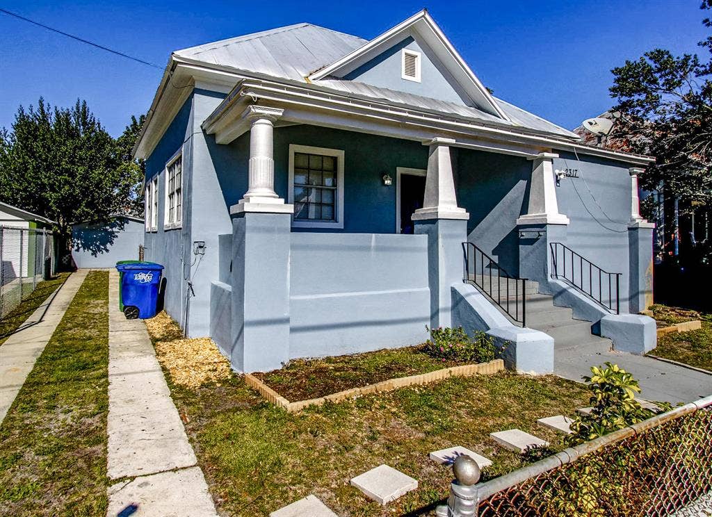 3 BR in Tampa